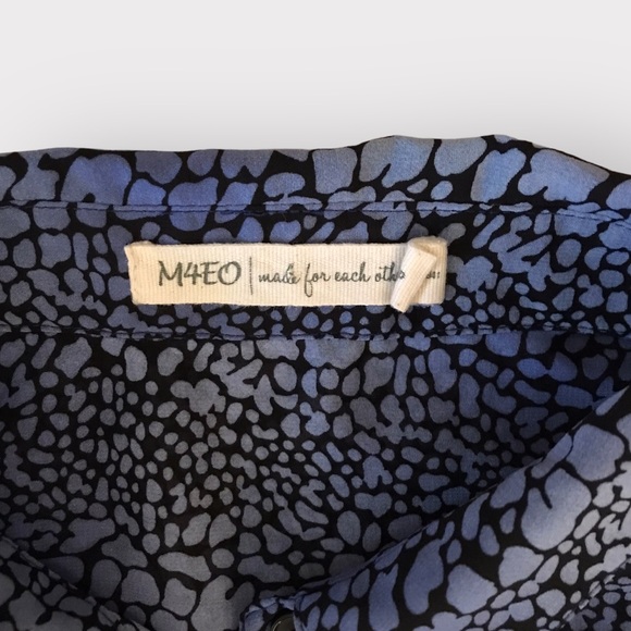 Made For Each Other size small animal print blue & black long sleeve button down - Picture 3 of 5